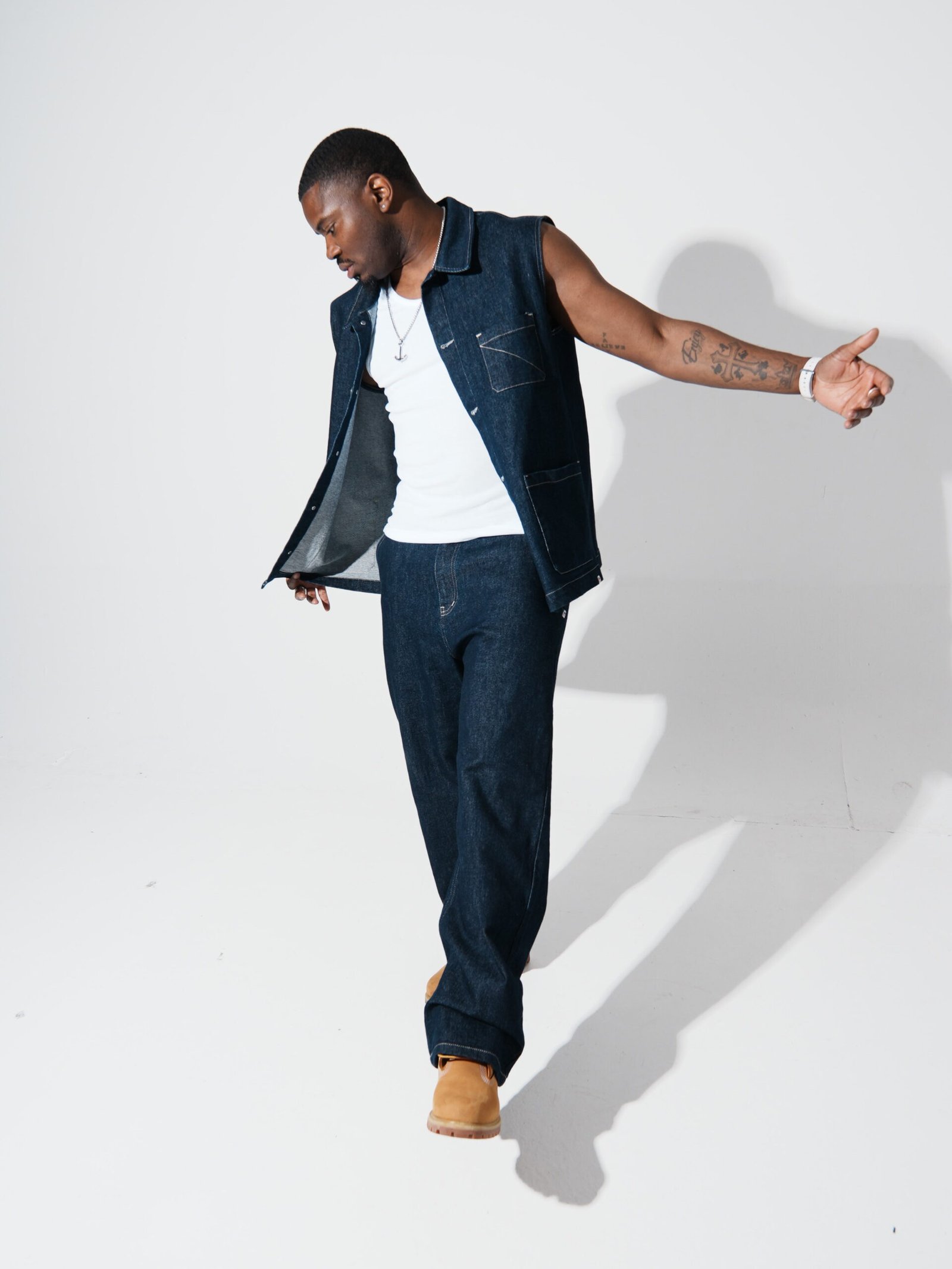 1083 - Collaboration avec Yann Antonio